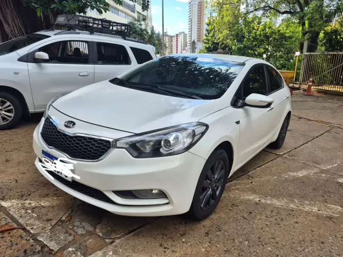 Kia Motors Cerato 1.6 16V Flex Aut. 2016