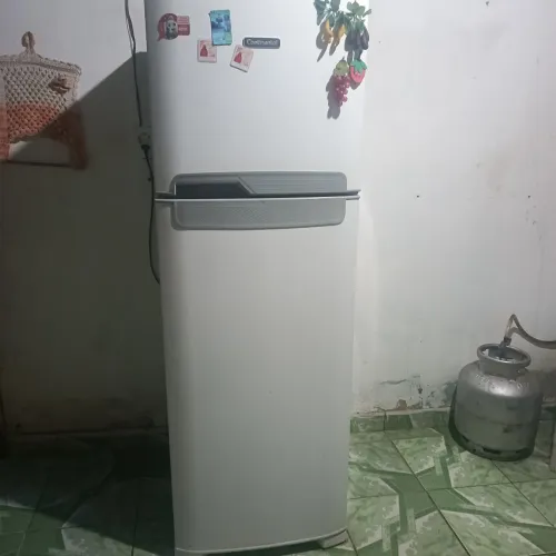 Geladeira a venda