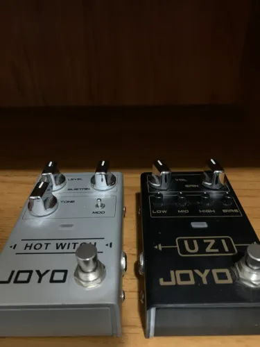 Vendo pedais de guitarra JOYO Hot Witch e JOYO Uzi