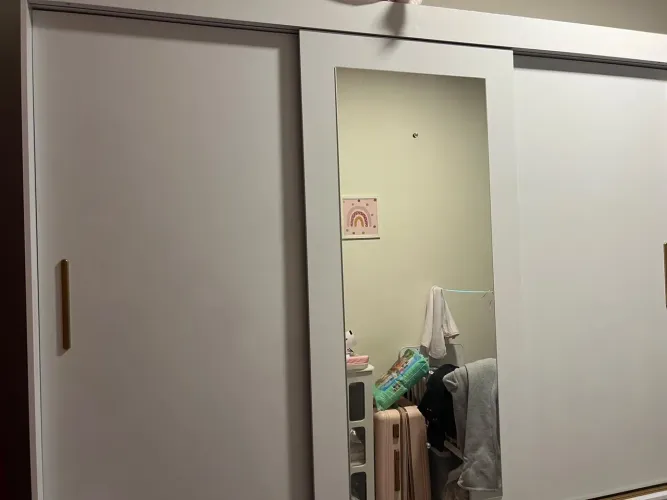 Vendo guarda roupa semi novo