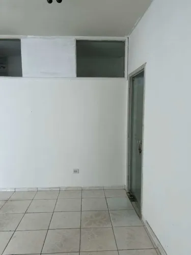 SALA COMERCIAL