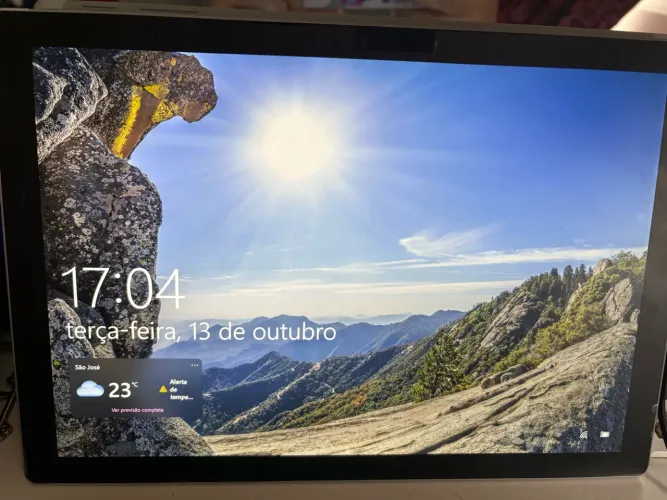 Microsoft Surface Pro 5 + acessórios à venda