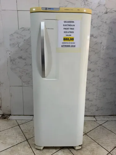 VENDO GELADEIRA ELECTROLUX FROST FREE VALOR 880,00