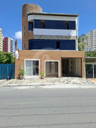 Pousada à Venda na Atalaia | 13 Suítes, Casa e Estacionamento