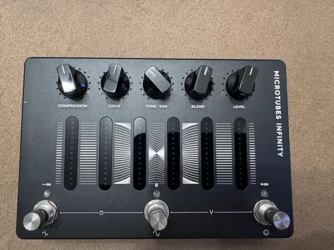 Pedal Darkglass Microtubes Infinity - Estado de Novo