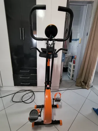 Bicicleta ergométrica dobrável DDS