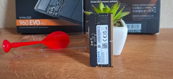 Memoria ram Adata para notbook 8 Gb ddr 5 alta frequência 5600 MHZ
