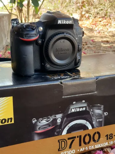 Oportunidade! Kit câmera NIKON D 7100