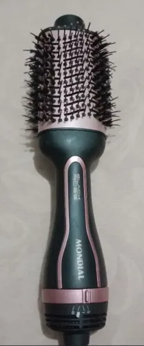 Escova secadora mondial Black rose (não rotaciona)