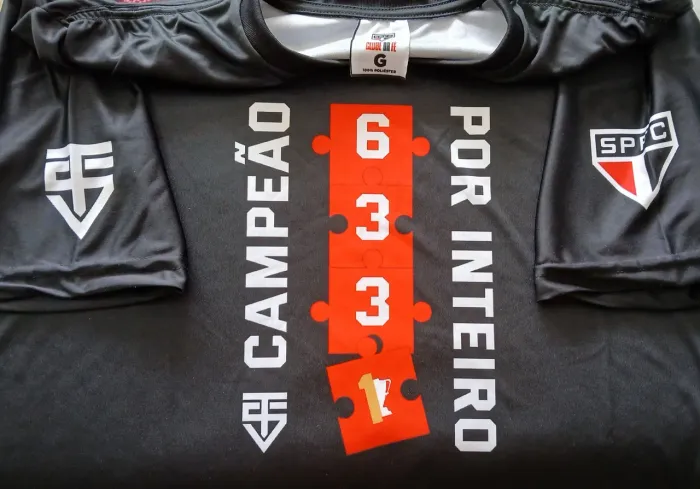 Camisa Torcedor São Paulo F C Preta Clube da Fé Tam G Nova