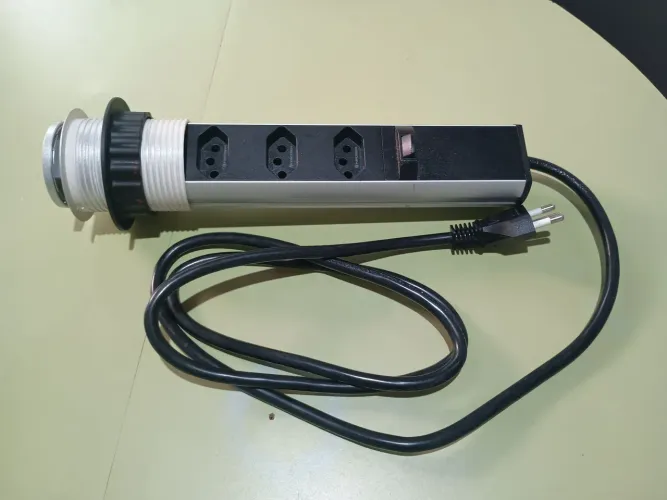 Torre tomada semi-novo 