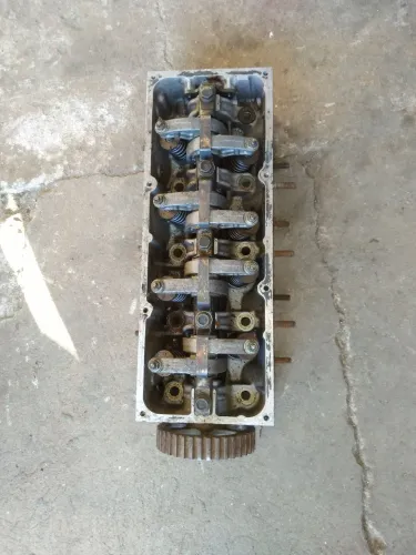 Cabeçote de Renault 1.6 - 8V - gasolina