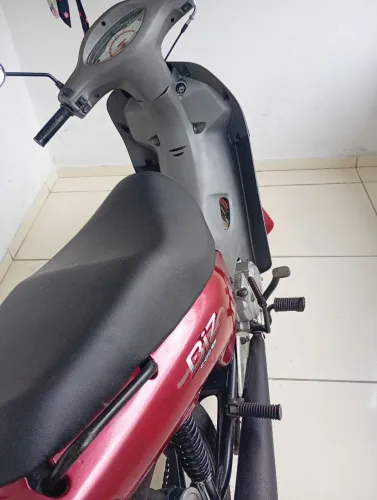 Moto perfeitamente normal sem nem um problema 