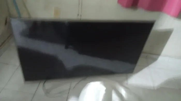 vendo tv gigante pra sair logo 55 LG 4k ZAP *