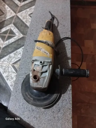 Lixadeira de 7 polegadas 