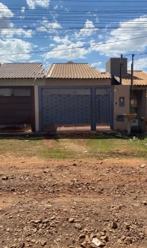 Alugo casa Loteamento Aquários