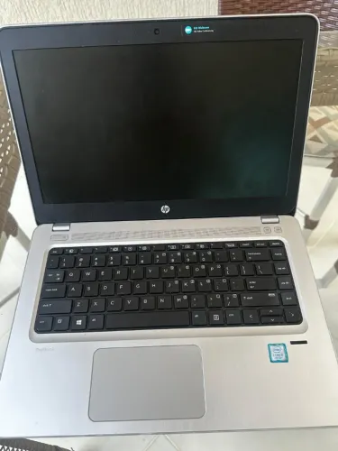 Notebook HP ProBook 440 G4 Prateado | i5 7ª Geração | NVIDIA 930MX | 8GB RAM | Windows 10 