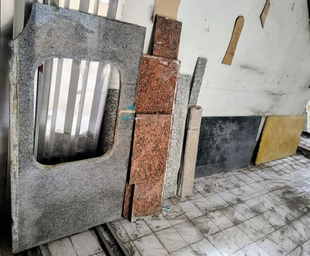 PEDRAS DE GRANITO E MARMORE. 