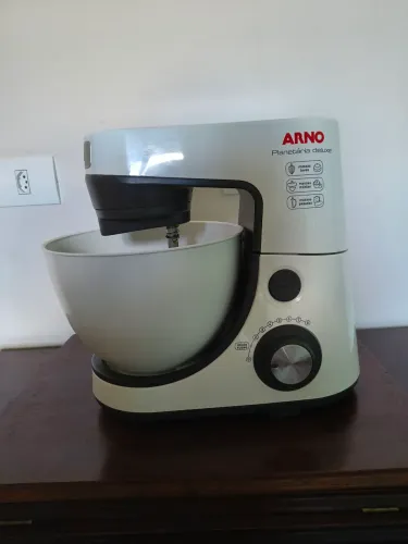 Batedeira Arno Planetária