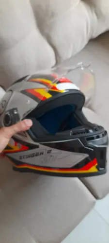 Vendo Capacete MT