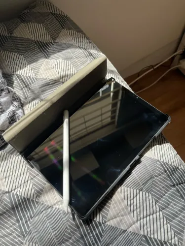 Tab M9