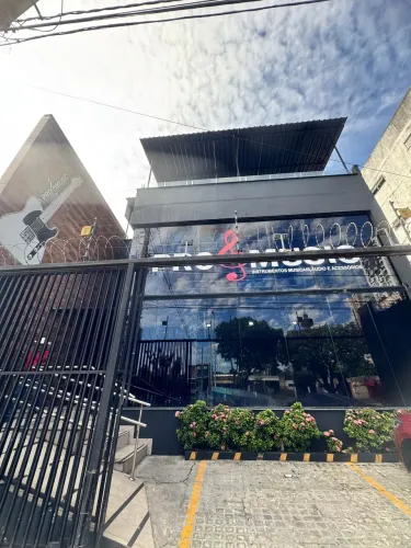 'Prédio Comercial à Venda na João Paulo II 3 Pavimentos 525m²