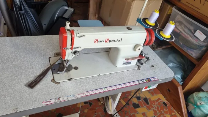 Máquina de Costura Reta Industrial SunSpecial