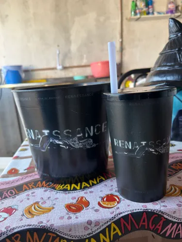 Combo RENAISSANCE FILME (CINEMARK) Balde + Copo