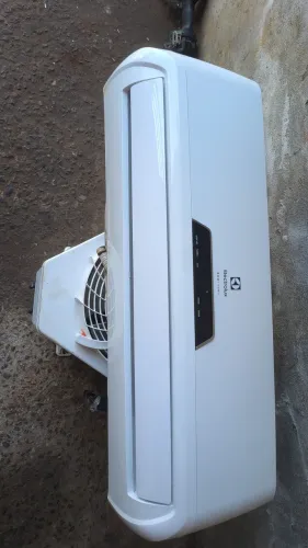 Ar condicionado 9 mil BTUs entrego instalado com garantia