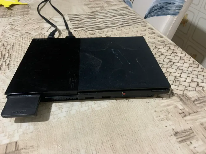 Playstation 2. 2 controles