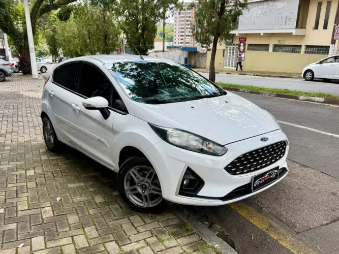 Ford Fiesta SEL 1.6 16V Flex Mec. 5P 2019