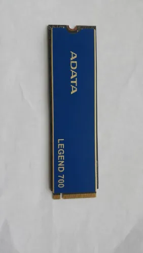 SSD M.2 512GB e SSD SATA 120 GB