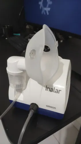 Nebulizador Inalador Omron Inalar NE-C701 Completo