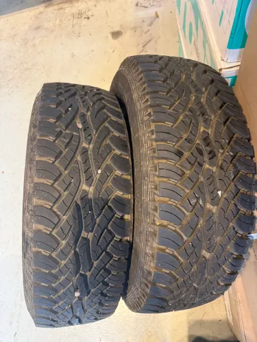 Pneus 215 65 16 continental Jeep toro duster etc 