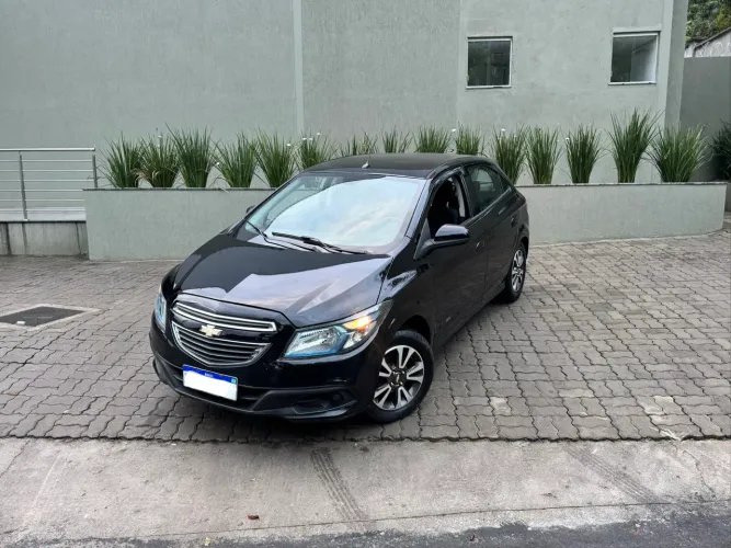 Chevrolet Onix Hatch LT 1.4 8V Flex Power Mec. 4P 2014