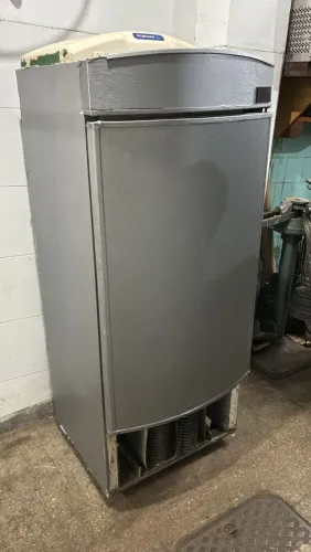 Freezer cervejeira 300 litros