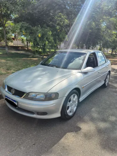 Chevrolet Vectra GL 2.2 MPFI Milenium 2000