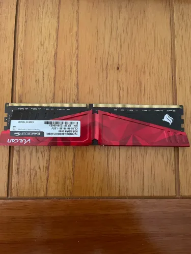 Memória RAM 8Gb DDR4