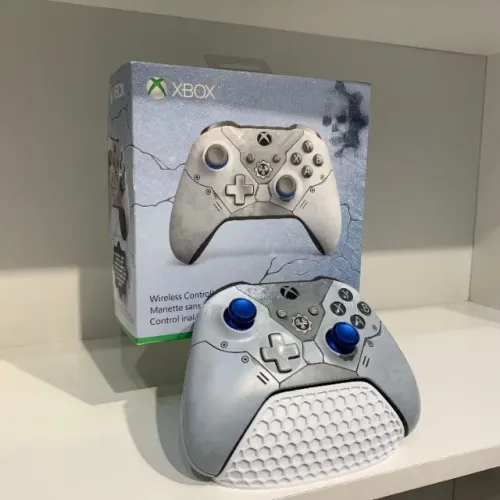 XBOX ONE X GEARS 5 ? R$ 699