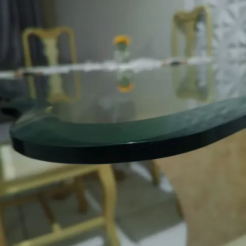 Mesa de vidro luxo grande (Acompanha mesa menor)