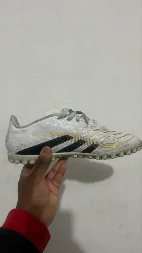 Chuteira adidas predator SOCIETY TAM 40