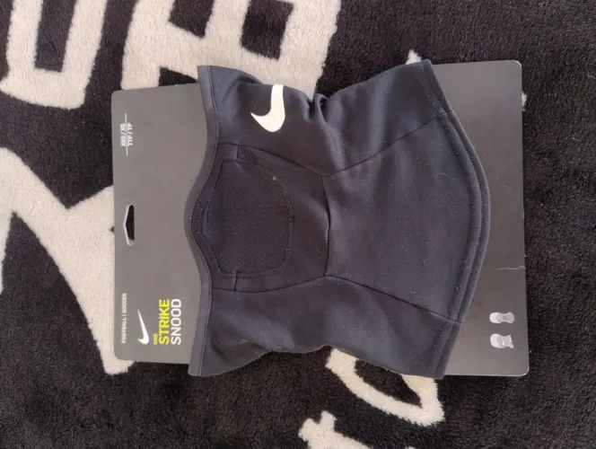 Mascara Nike snood warrior winter 