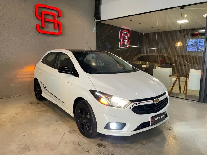 Chevrolet Onix Hatch Effect 1.4 8V Flex Power Mec. 4P 2018