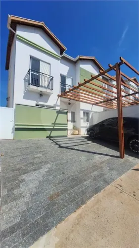 Sobrado à Venda em Condomínio Fechado 3 Dormitórios (1 Suíte) | 240m² Indaiatuba/SP