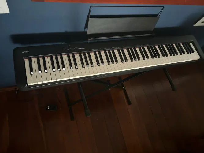 Teclado Casio CDP-S100 completo + suporte + pedal + porta-partituras + capa protetora
