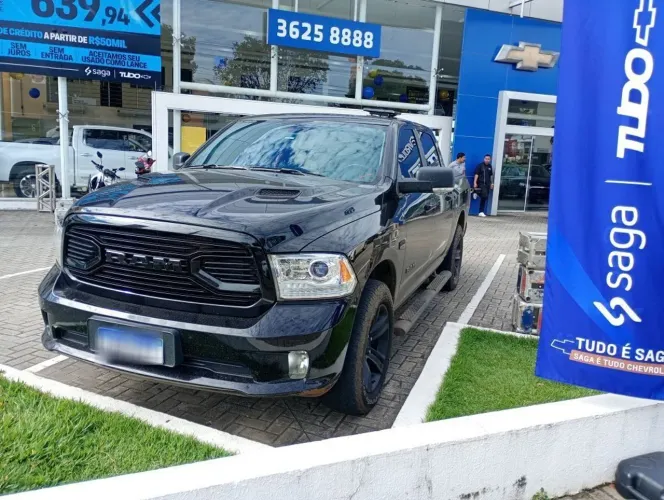 Ram Classic Laramie 5.7 V8 16V Gasolina 4X4 Aut. 2022