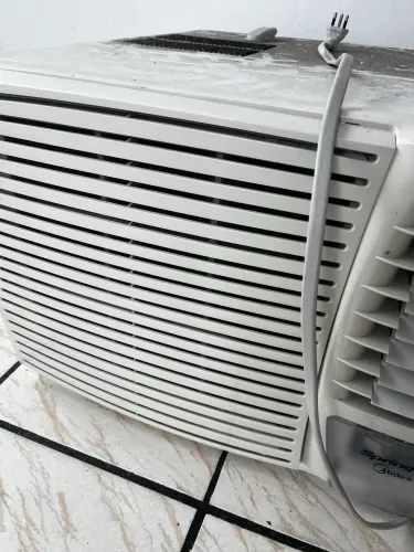 Ar condicionado de caixa Springer-Midea 12.000 BTU EXCELENTE ESTADO 
