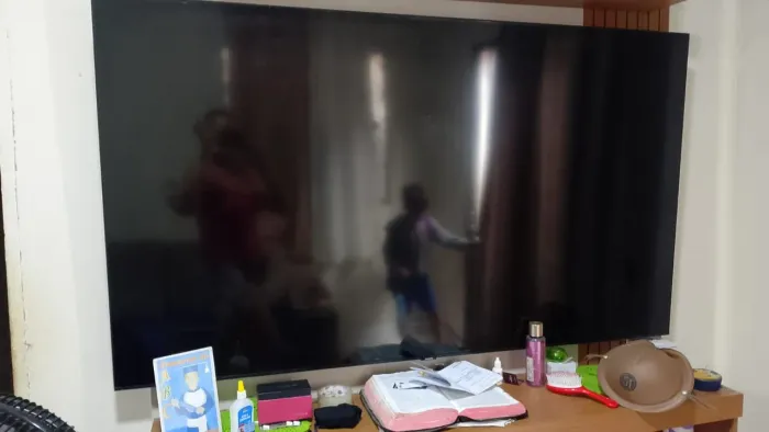 Vendo Tv de 70 polegadas, o defeito dela e apenas o display q queimou