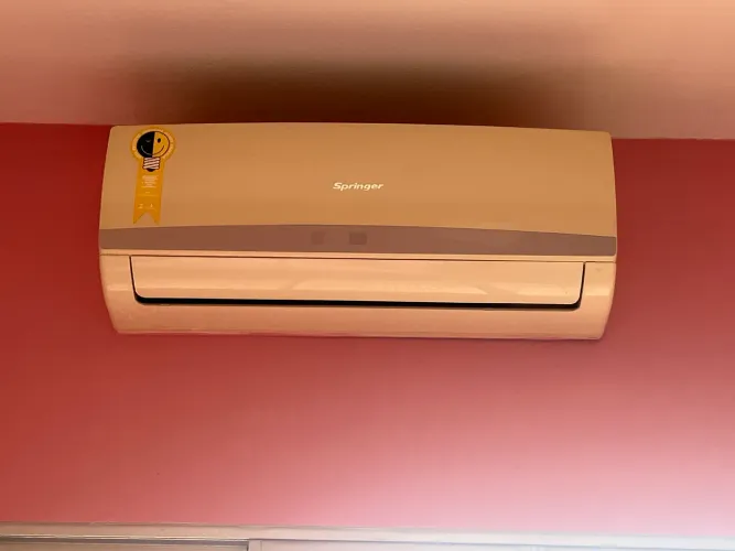 Ar-condicionado SPRINGER 9.000BTU