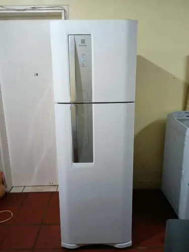 Geladeira Frost Free Electrolux 